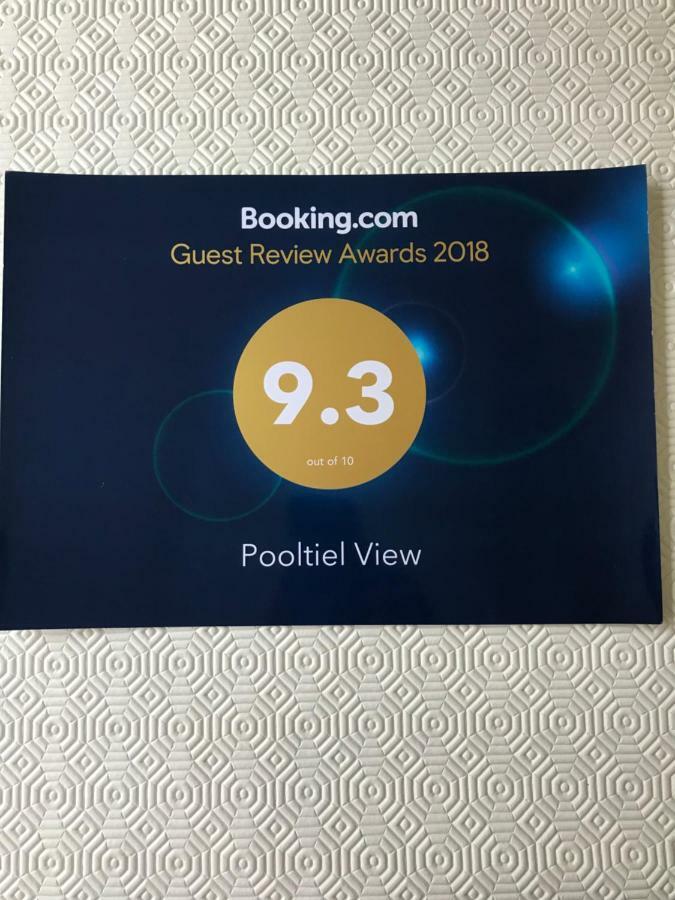 Pooltiel View *
